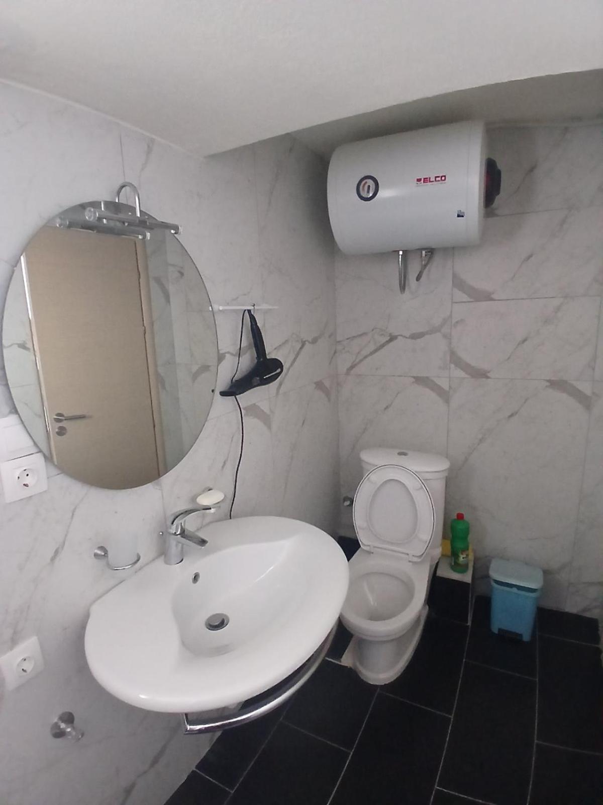 Blue Heaven Apartment Sarande Exterior photo