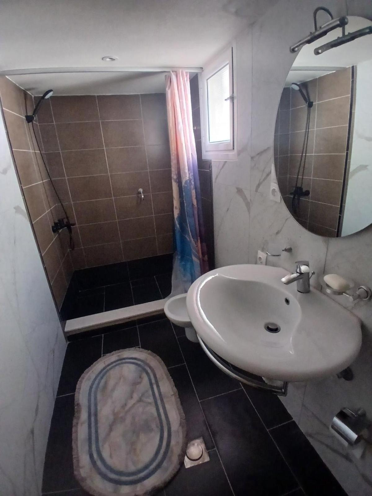 Blue Heaven Apartment Sarande Exterior photo