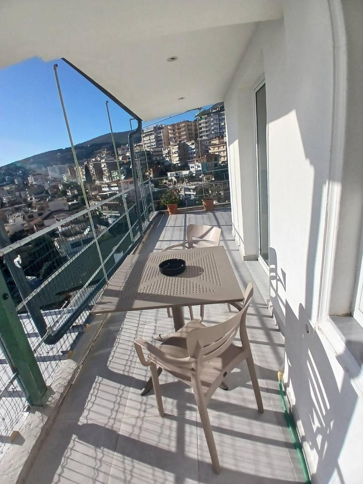 Blue Heaven Apartment Sarande Exterior photo